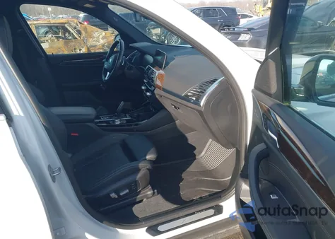 2021 BMW X3 xDrive30I z USA, uszkodzony, nr VIN 5UXTY5C00M9E90439